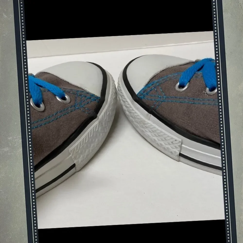 Converse Gray Colored Tongues Sneakers 3